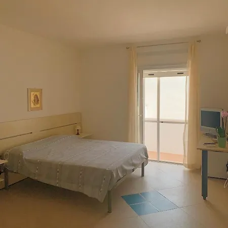 게스트하우스 Acquazzura Salento 3*